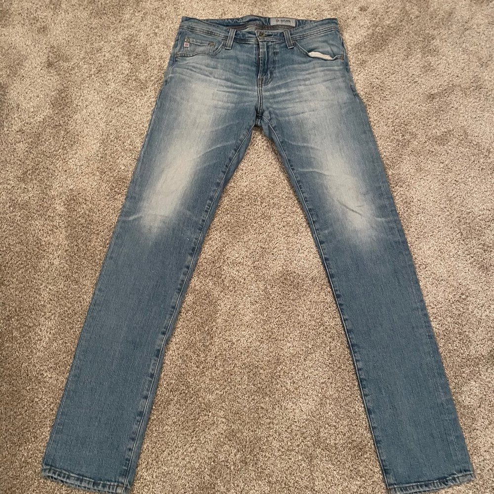 AG mens Jeans "The Tellis" Modern slim mens jeans size 30. light wash.
